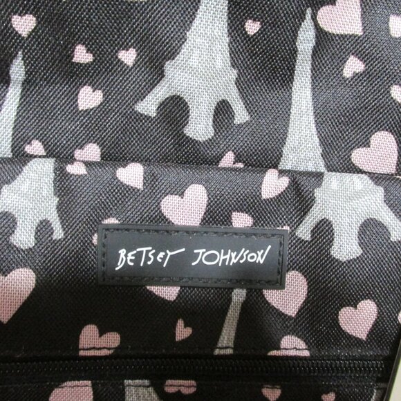 P1259-NWOT Betsey Johnson Paris in Love Canvas Rolling Travel Bag - Picture 3 of 10